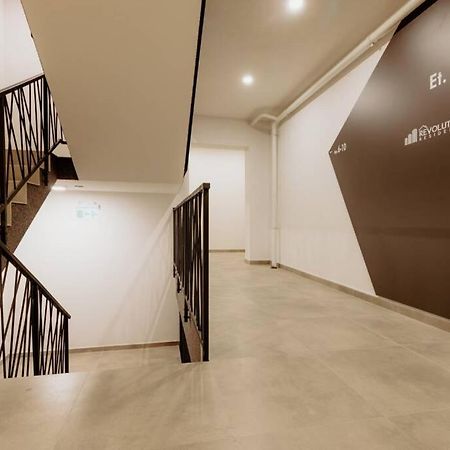 Nest Inn Oasis Residence Бая Маре Екстериор снимка
