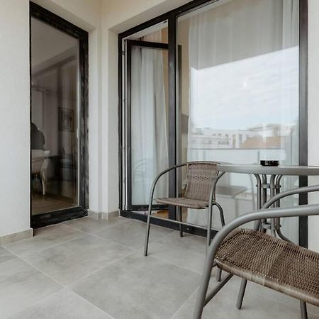 Nest Inn Oasis Residence Бая Маре Екстериор снимка