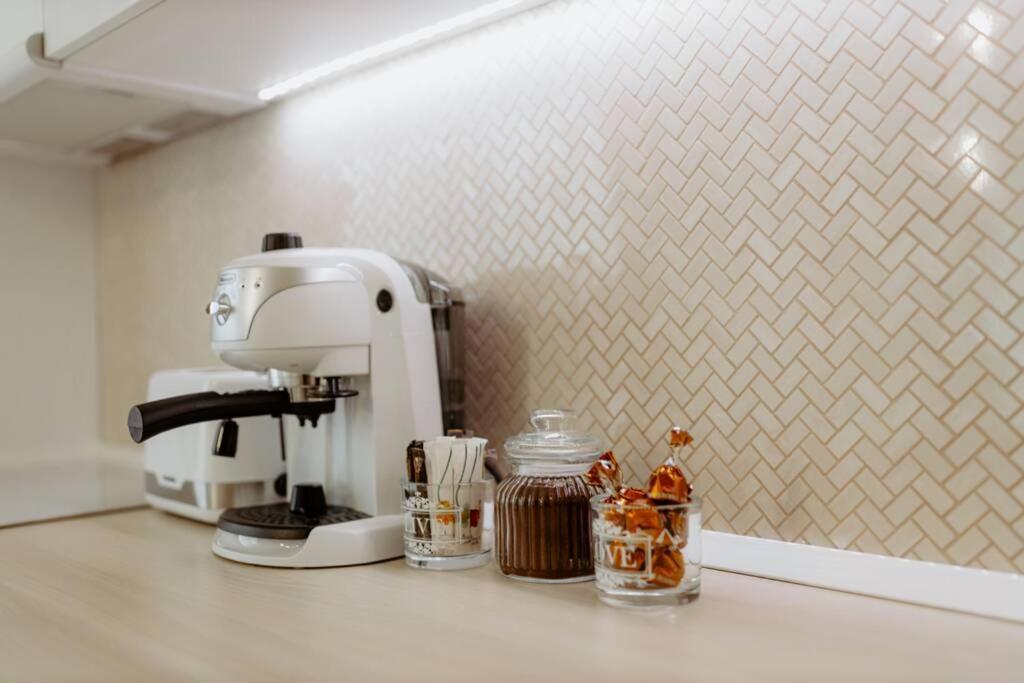 Nest Inn Oasis Residence Бая Маре Екстериор снимка